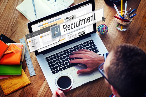 如(rú)何選擇合适的(de)軟件(jiàn)開(kāi)發人(rén)員(yuán)招聘評估平台 如(rú)何選擇合适的(de)軟件(jiàn)開(kāi)發人(rén)員(yuán)招聘評估平台